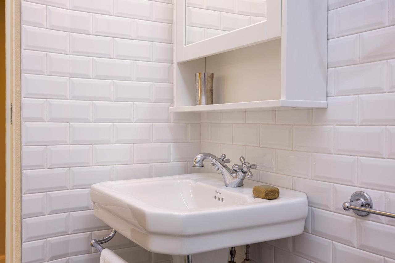 Modern & Stylish Loft - 2 Min From Central Station Milan Bagian luar foto