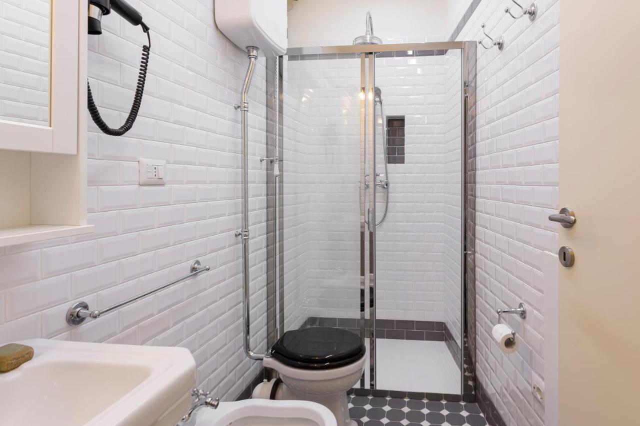 Modern & Stylish Loft - 2 Min From Central Station Milan Bagian luar foto