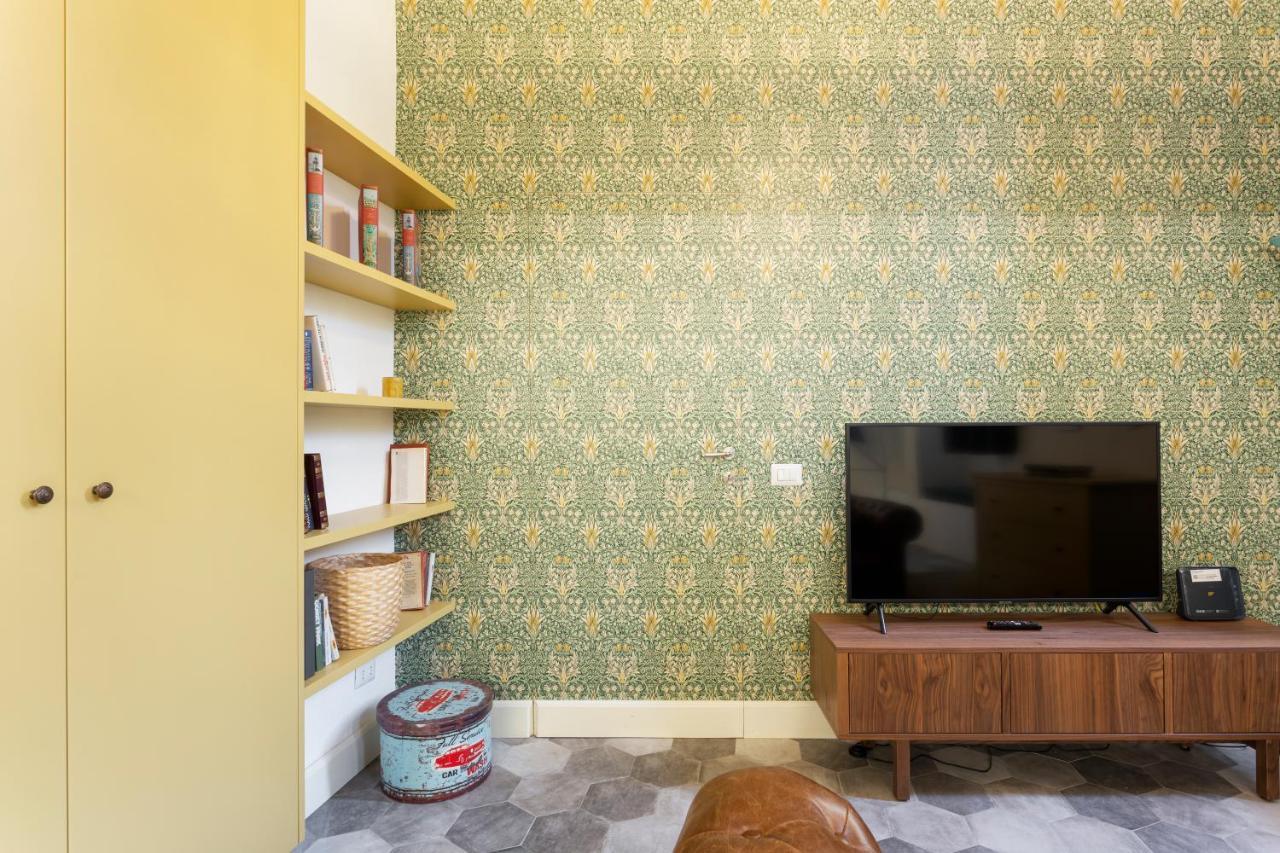 Modern & Stylish Loft - 2 Min From Central Station Milan Bagian luar foto